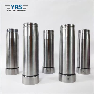 SKD61 ব্যবহারিক ইজেক্টর পিন এবং হাতা, মাল্টিসসিন ইনজেকশন মোল্ডেড প্লাস্টিক যন্ত্রাংশ